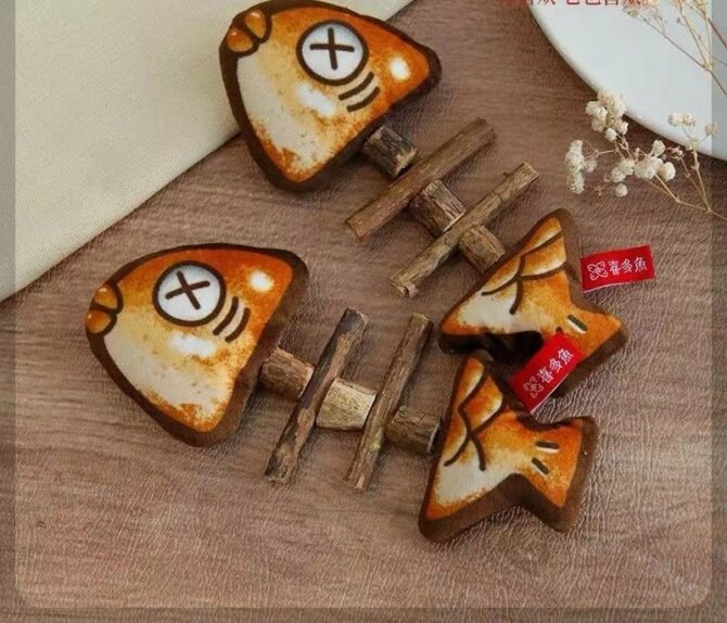 Cat toy fish bone simulation fish grinding toy