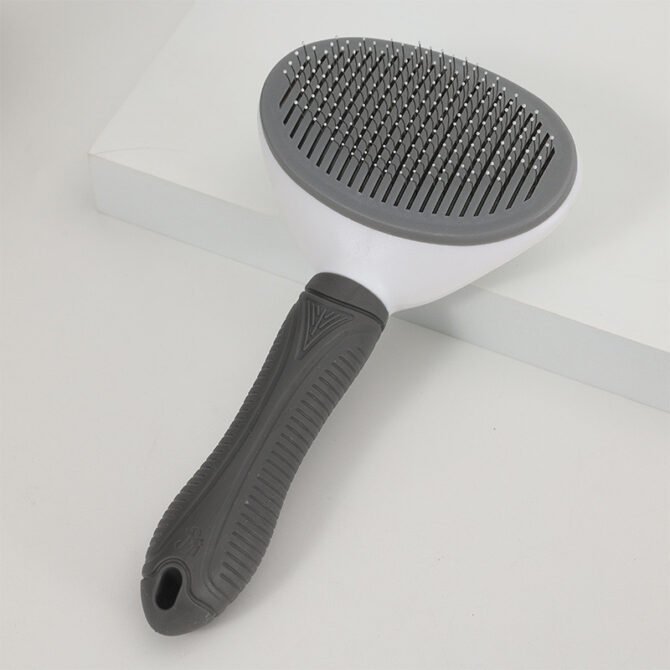 Household hair removal self-cleaning needle comb
